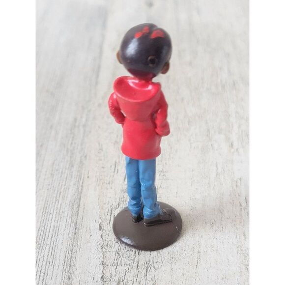 Miguel Red Jacket cocoa mini doll figure toy - Picture 3 of 4